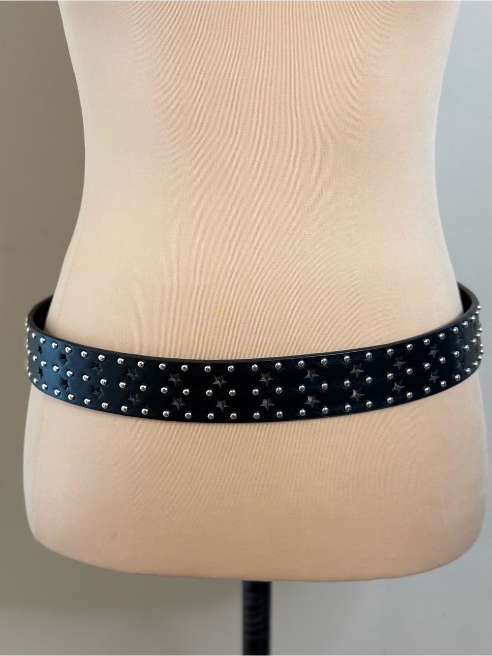 Faux leather black belt star cutout silver studded western style 42” - Picture 4 of 15